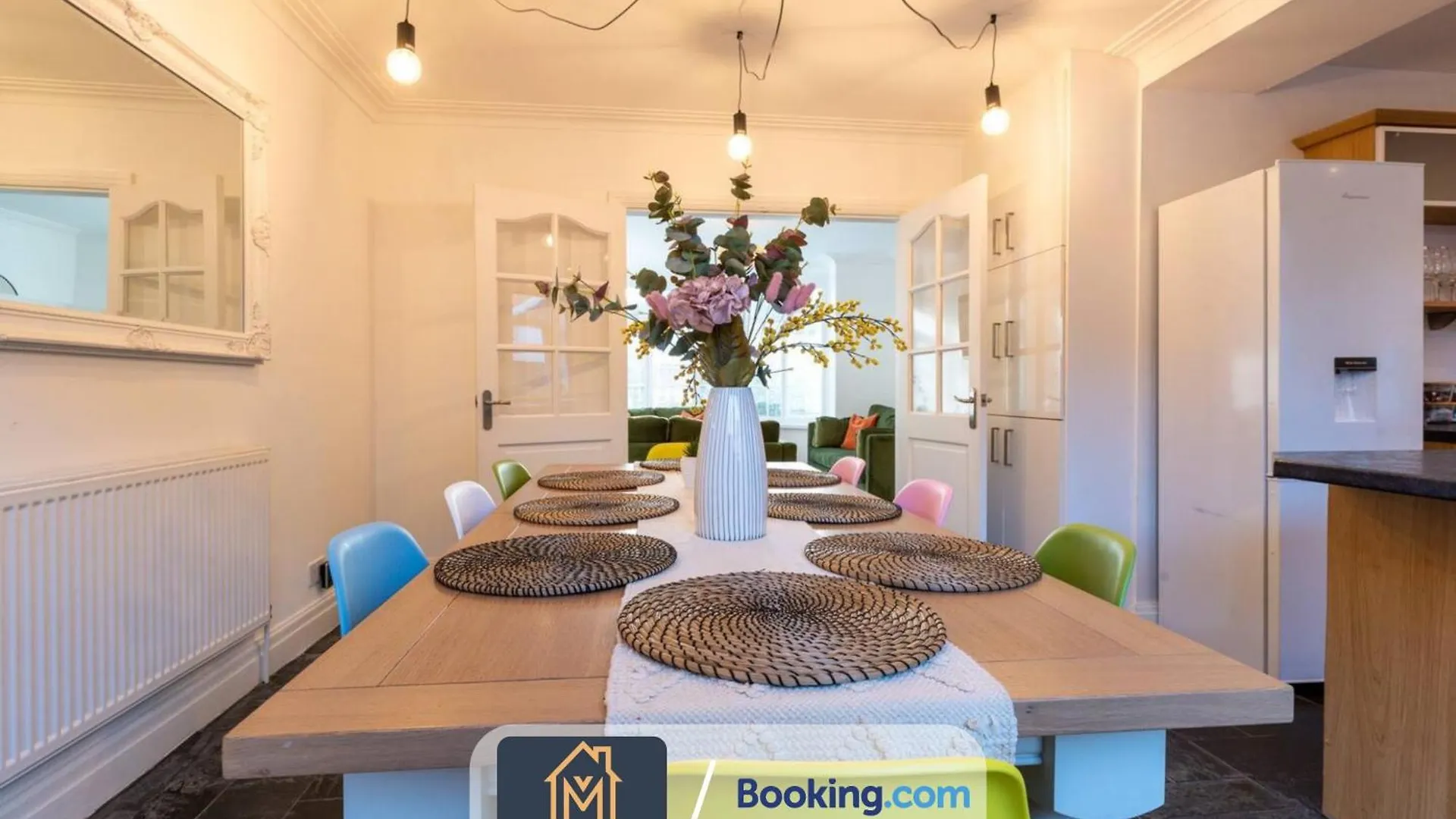 Large Modern 6 Bedroom House By Movida Property Group Short Lets & Serviced Accommodation With Games Room Leeds  0*, Leeds (West Yorkshire) Reino Unido