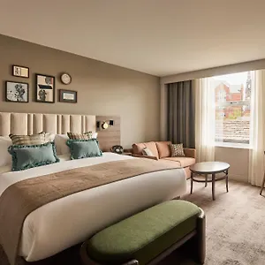 Cosmopolitan Hotel